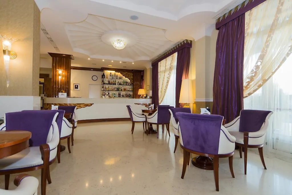 Zanhotel Centergross بينتيفوليو فندق