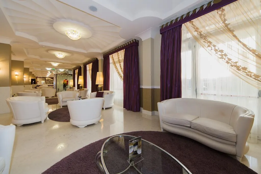 Отель Zanhotel Centergross Бентивольо